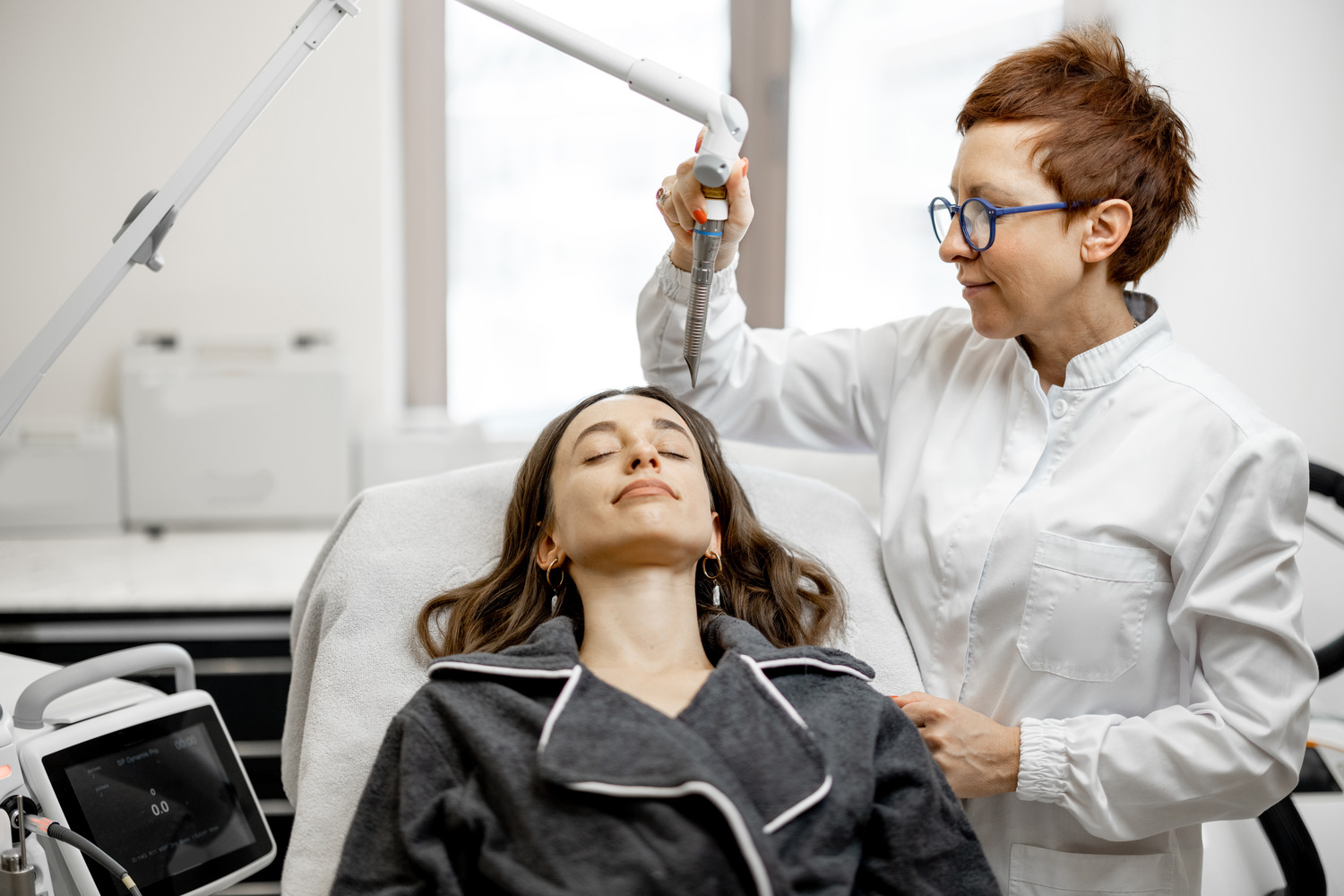 Your Ultimate Laser Treatment Guide: Costs, Benefits, and Recovery